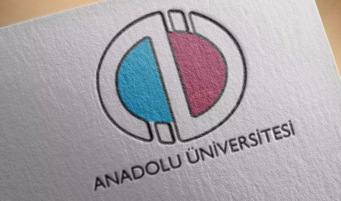 Anadolu Üniversitesi Açıköğretim Fakültesi bünyesinde eğitim hayatını sürdüren binlerce öğrenci