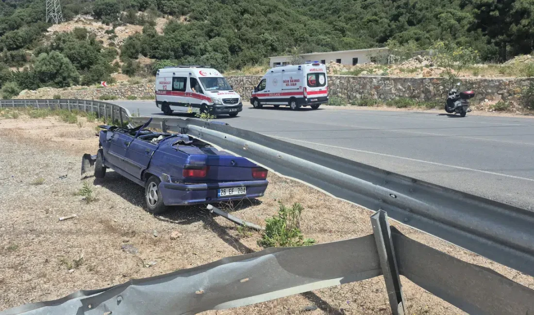 Muğla’nın Bodrum ilçesinde virajı alamayan bir otomobilin yol kenarındaki çelik
