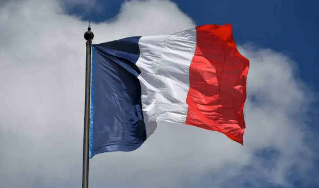 Fransa’nın başkenti Paris, uluslararası arenada çok konuşulacak tarihi bir adım