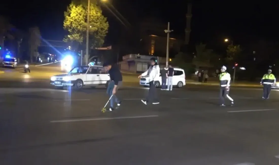 Kilis’te tır ile motosikletin çarpışması sonucu meydana gelen feci trafik