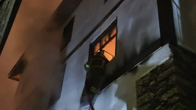 Karabük’ün Safranbolu ilçesinde iki katlı müstakil bir evde çıkan yangın