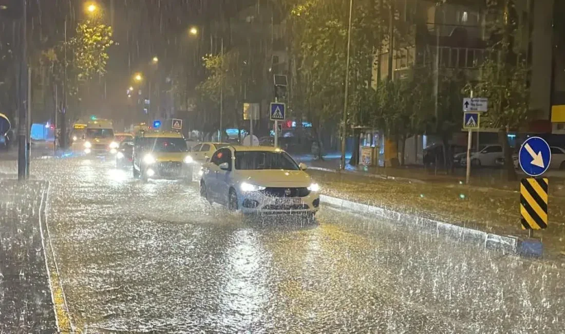 Burdur Valiliği, kent genelinde beklenen şiddetli sağanak yağış ve fırtına