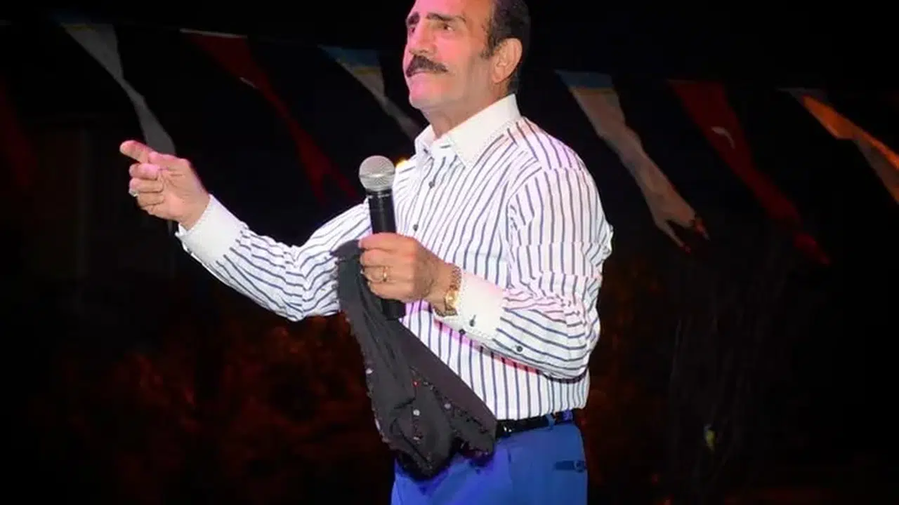 Ünlü sanatçı Mustafa Keser’in sahnede Kayserililerle ilgili kullandığı ifadeler sosyal