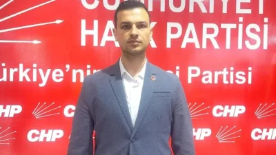 Siyaset gündemine bomba gibi düşen son dakika gelişmesiyle sarsılan CHP