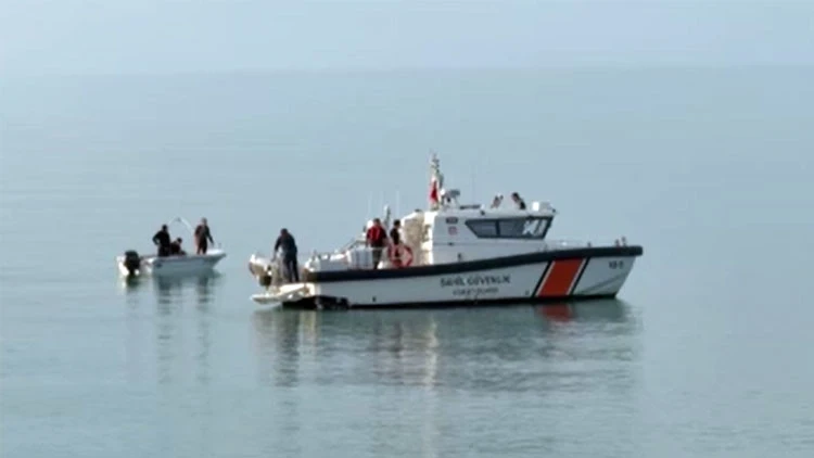 İstanbul Çatalca’da kiraladıkları jetski ile denize açılan iki arkadaşın eğlencesi