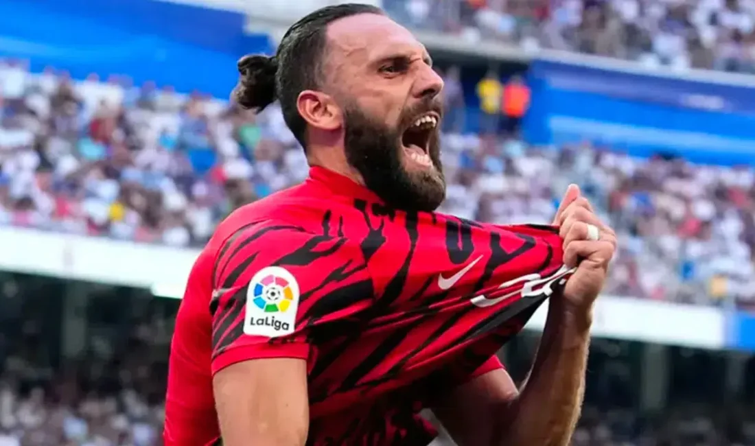 Süper Lig’de transfer kazanı kaynarken, Kosovalı golcü Vedat Muriqi cephesinden