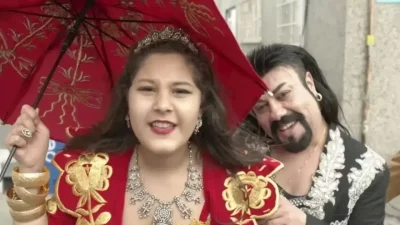 Roman müziğinin sevilen ismi Kobra Murat’ın kızı Sergül Divandiler, sosyal