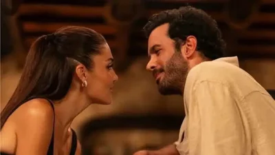 Başrollerini Hande Erçel ve Barış Arduç’un paylaştığı ve sinemaseverlerin büyük