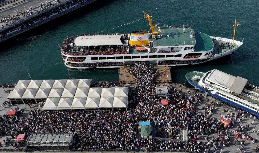 Kurban Bayramı tatilini İstanbul’da geçirmeyi tercih eden binlerce vatandaş soluğu