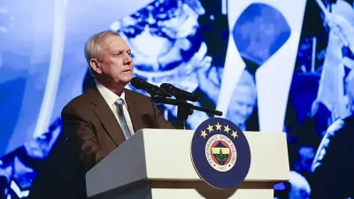 Fenerbahçe’nin başkan adaylarından Aziz Yıldırım, katıldığı canlı yayında camiayı heyecanlandıran