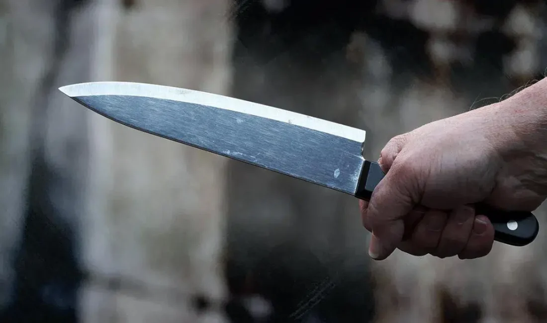 Afyonkarahisar’da sosyal medya üzerinden başlayan tartışma, sokak ortasında kanlı bir