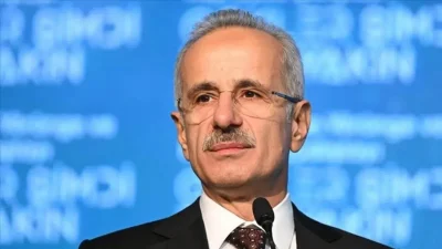 Ulaştırma ve Altyapı Bakanı Abdulkadir Uraloğlu, Türkiye’nin dijital dönüşüm yolculuğunda