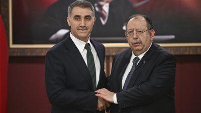 Yüksek Seçim Kurulu’nda görev süresi dolan Ahmet Yener’in yerine gelecek
