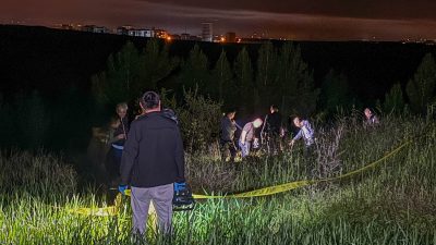 Uşak’ın Kemalöz Mahallesi yakınlarındaki boş bir tarlada boğazı kesilmiş halde
