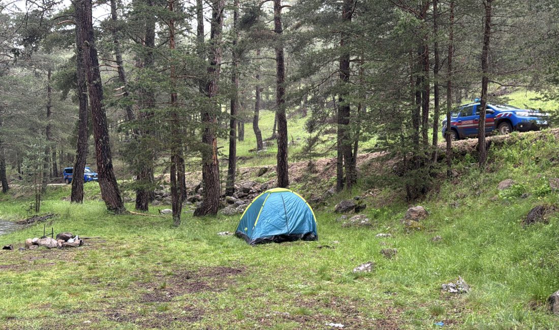 Bolu’da Aladağ Kartal Orman Deposu yakınlarında piknik yapan 11 kişilik