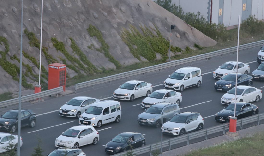 Dokuz günlük Kurban Bayramı tatilinin ardından milyonlarca vatandaşın dönüş yolculuğu
