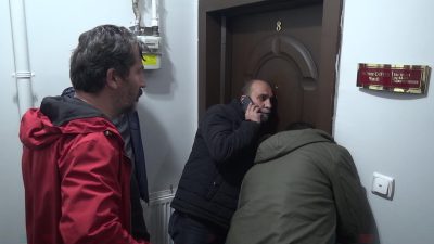 Erzurum’un Yakutiye ilçesinde akşam saatlerinde meydana gelen olayda, 17 yaşındaki