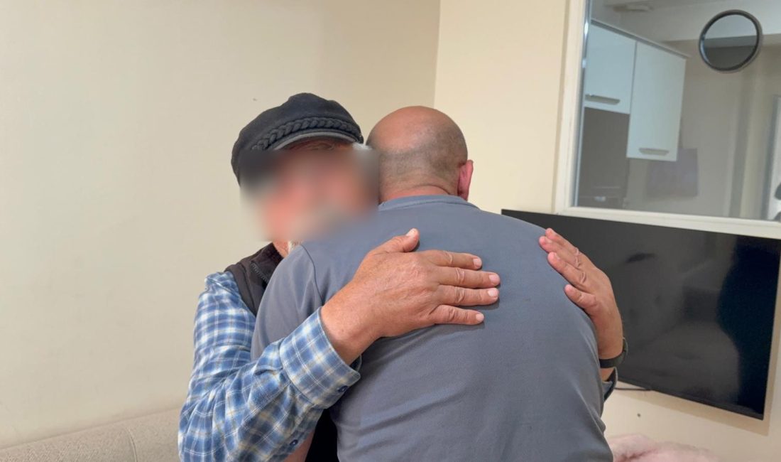 Eskişehir’de yaşayan A.Ü., “Banka hesabımda bloke var” diyen iş arkadaşına