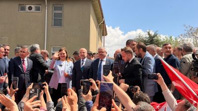 CHP’den istifa ederek AK Parti saflarına katılan Afyonkarahisar Belediye Başkanı