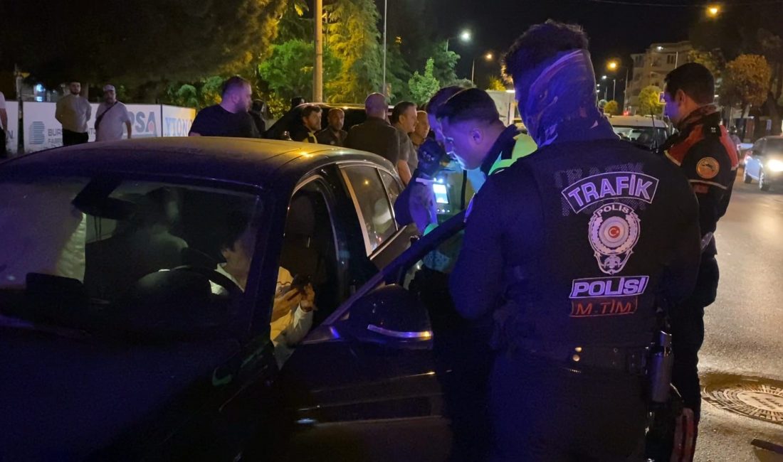 Bursa’nın İnegöl ilçesinde polisin “dur” ihtarına uymayarak kaçan ve 5