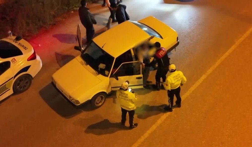 Gaziantep’te polis ekiplerinin dron desteğiyle gerçekleştirdiği devasa ‘Narko-Alan’ uygulamasının bilançosu