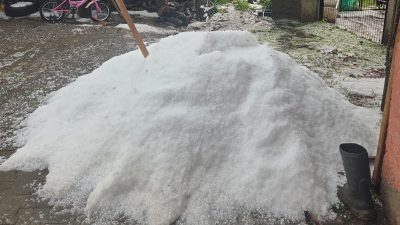 Türkiye genelinde kısa süren bahar sıcaklıklarının ardından birçok ilde adeta