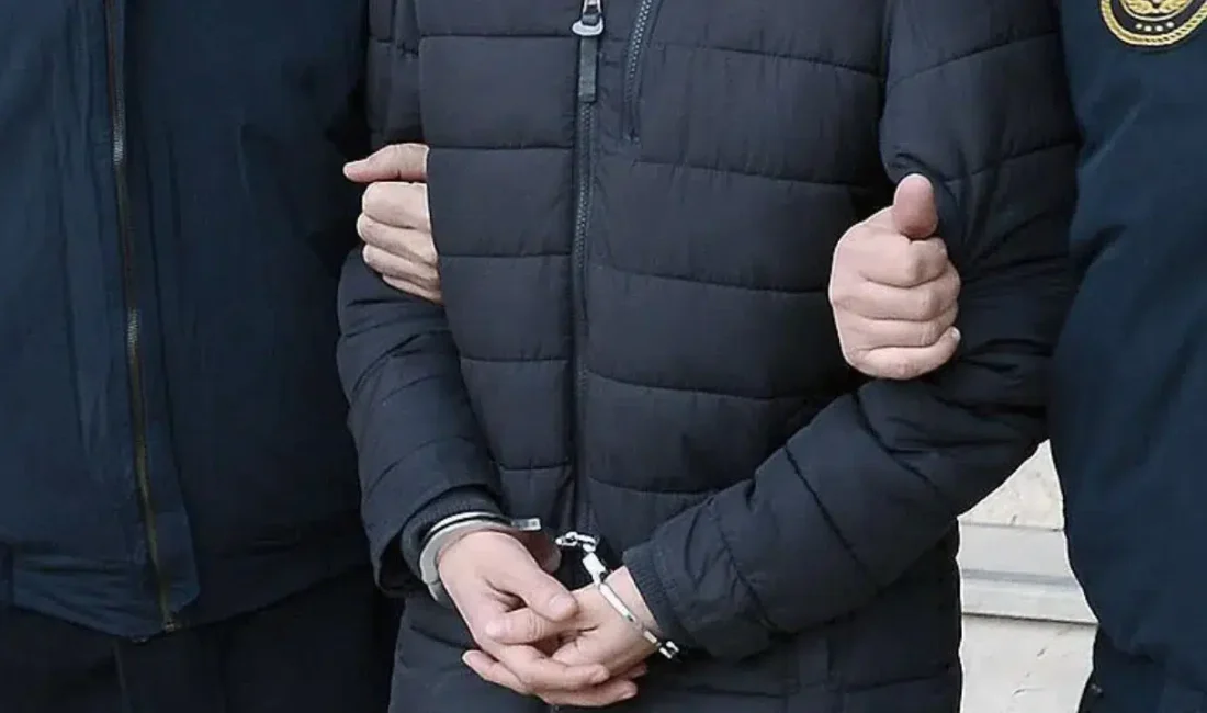 İstanbul Beşiktaş’ta bir eve girerek hırsızlık yapmaya çalışan iki şüpheli,