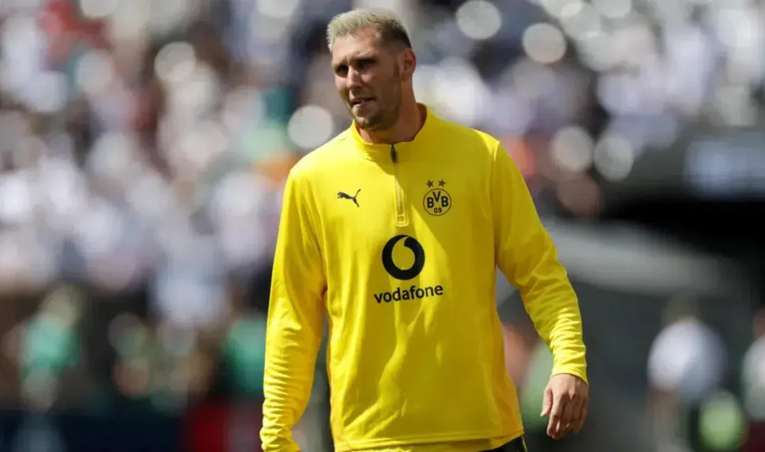 Borussia Dortmund forması giyen 30 yaşındaki tecrübeli savunma oyuncusu Niklas