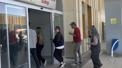 Van’da Kurban Bayramı’nın ilk gününde kurban kesmek isterken yaralanan tam