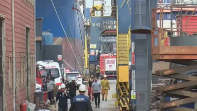 İstanbul Tuzla’da bulunan bir tersanede bakım çalışmaları sürdürülen geminin makine