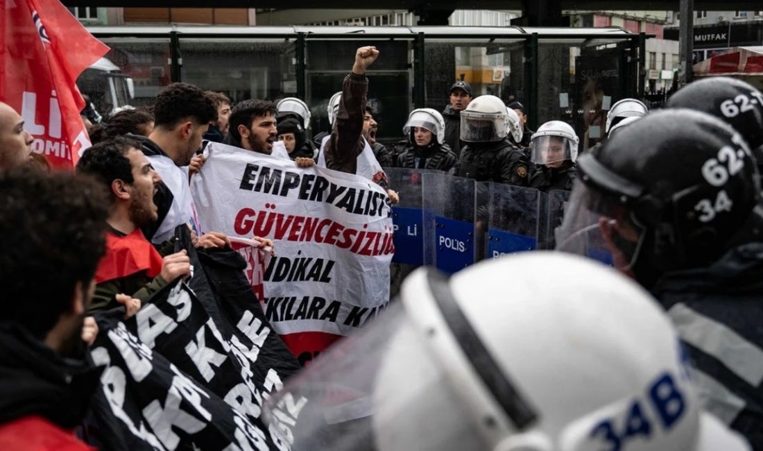 İstanbul’da 1 Mayıs Emek ve Dayanışma Günü kutlamaları sırasında kısıtlanan