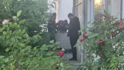 Bartın’da bir evin bahçesine bırakılan ve çevre sakinleri arasında büyük