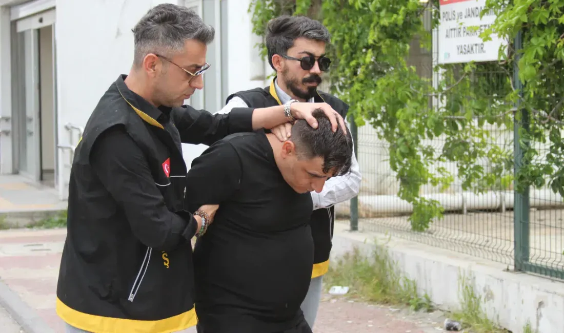 Adana’da 5 bin TL’lik alacak verecek meselesi yüzünden çıkan tartışmada