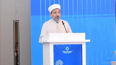 Diyanet İşleri Başkanı Safi Arpaguş, aile yapısını korumak ve güçlendirmek