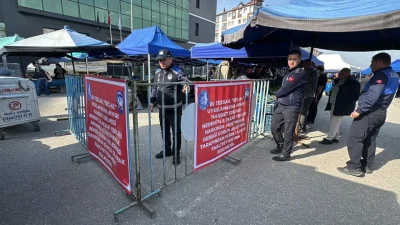 Çorum’da alışveriş yapmak isteyen vatandaşların ürün seçmesine izin vermeyen ve