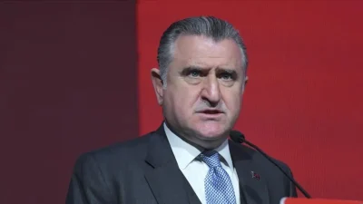 Gençlik ve Spor Bakanı Osman Aşkın Bak, Türkiye Hentbol Federasyonu