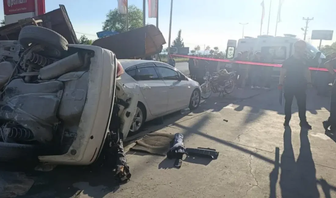 Zonguldak’ın Karadeniz Ereğli ilçesinde kontrolden çıkan bir otomobilin süratle akaryakıt