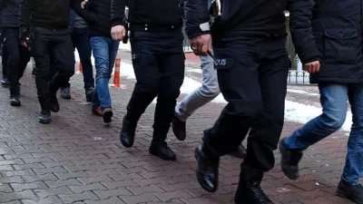 Adana İl Jandarma Komutanlığı ekipleri tarafından suç örgütlerine yönelik gerçekleştirilen
