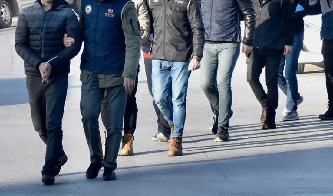 İstanbul merkezli 6 ilde gerçekleştirilen eş zamanlı operasyonlarla FETÖ’nün üniversite