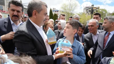 Kurban Bayramı vesilesiyle memleketi Erzurum’a giden Milli Eğitim Bakanı Yusuf