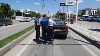 Malatya’da yolcu otobüsü ile bir otomobilin çarpışması sonucu meydana gelen