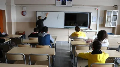 Milli Eğitim Bakanlığı tarafından müfredatta yapılan son dakika güncellemesiyle tarih