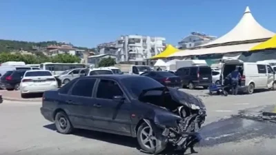 Antalya’nın Manavgat ilçesinde aşırı hız yaptığı iddia edilen bir otomobilin