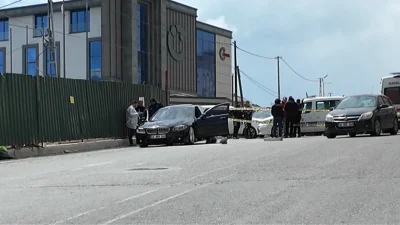 İstanbul Beylikdüzü’nde sabah saatlerinde hareketli dakikalar yaşandı. Yol kenarında park