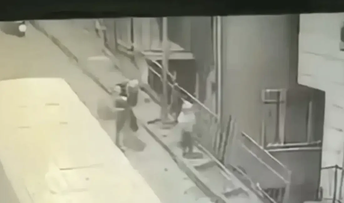Kağıthane’de kaldırımda yürürken aydınlatma direğine temas eden 8 yaşındaki B.B.
