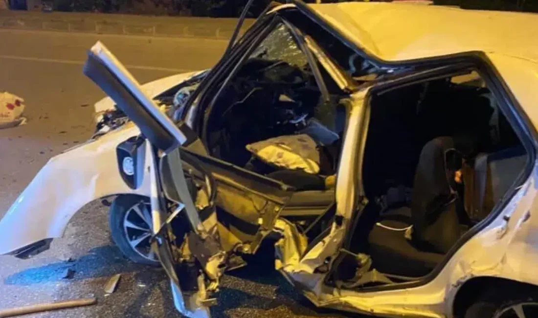 Muğla’nın Fethiye ilçesinde kontrolden çıkarak refüje çarpan otomobilin sürücüsü Suat