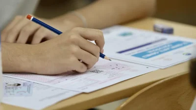 Milli Eğitim Bakanlığı tarafından gerçekleştirilen İlköğretim ve Ortaöğretim Kurumları Bursluluk