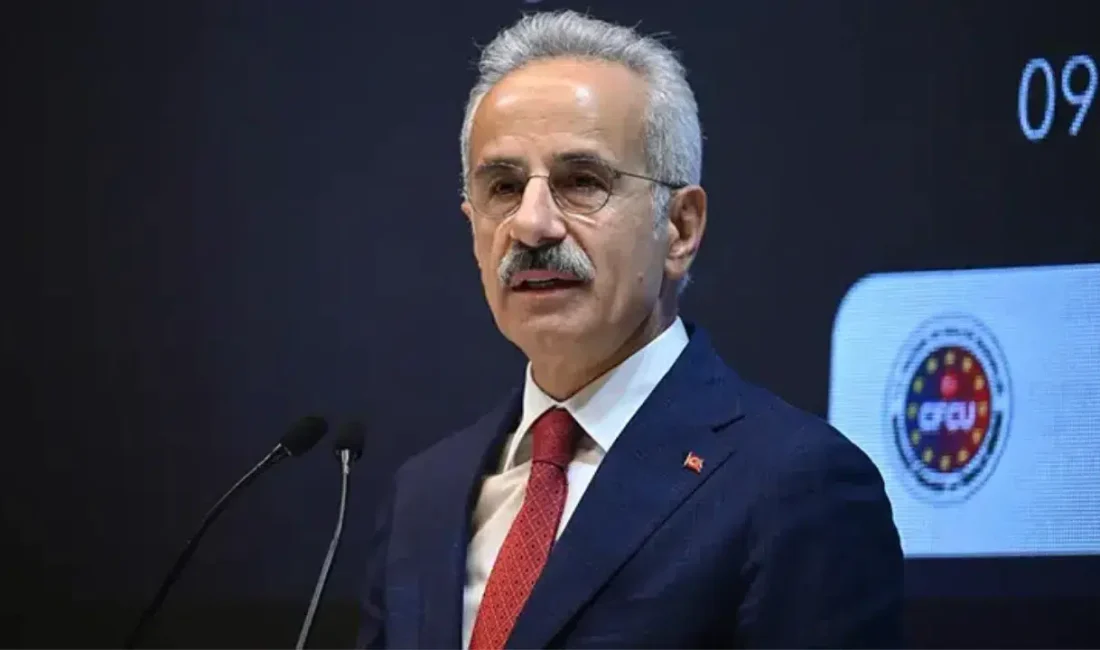 Ulaştırma ve Altyapı Bakanı Abdulkadir Uraloğlu, Tokat-Niksar kara yolundaki incelemeleri