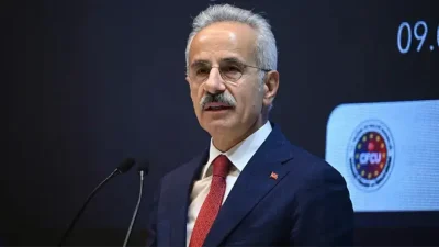 Ulaştırma ve Altyapı Bakanı Abdulkadir Uraloğlu, Tokat-Niksar kara yolundaki incelemeleri