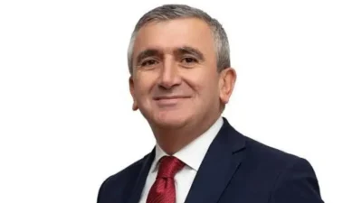 Düzce’nin Akçakoca ilçesinde siyaset gündemini sarsan çok sıcak bir gelişme